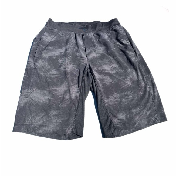 Lululemon shorts - Picture 1 of 5